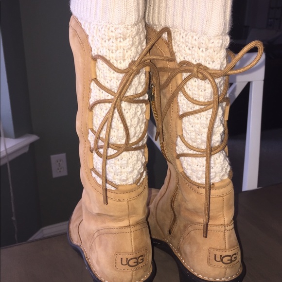 UGG boots - Picture 2 of 4